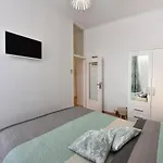 Aria Two Bedroom With Terrace In The Center