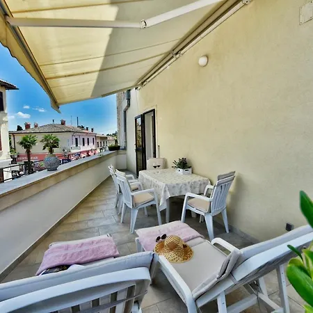 דירה Aria Two Bedroom With Terrace In The Center