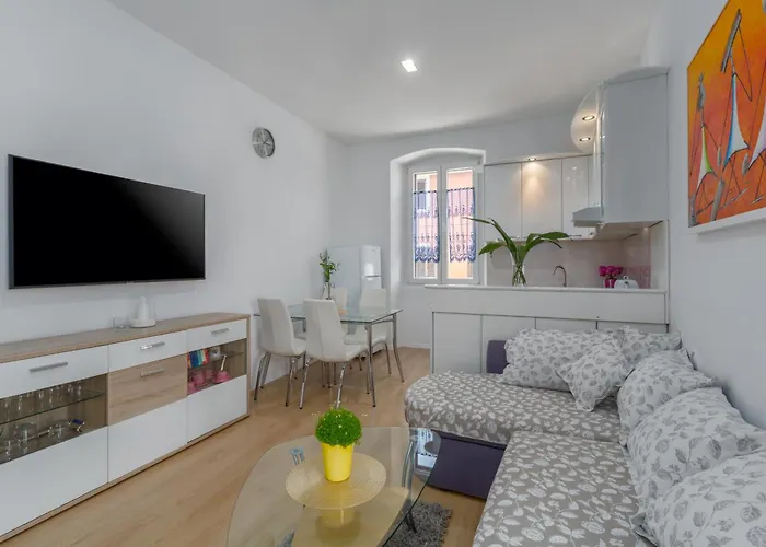 Apartment Premium Aria