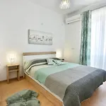 Aria Two Bedroom With Terrace In The Center