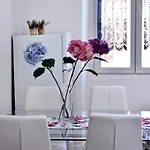 Aria Two Bedroom With Terrace In The Center Apartment