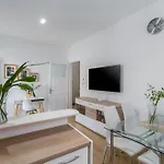 Apartment Aria Two Bedroom With Terrace In The Center *