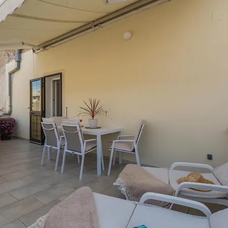 Διαμέρισμα Premium Aria *