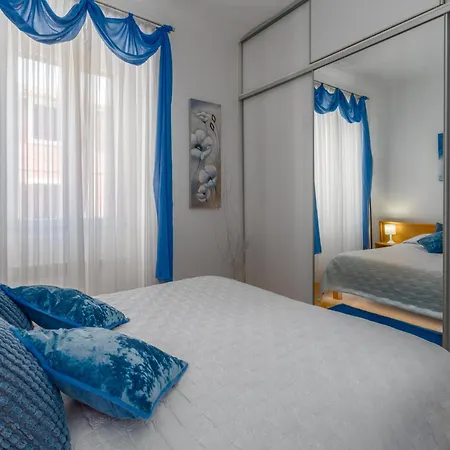 Aria Two Bedroom With Terrace In The Center * Porec