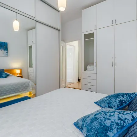 Aria Two Bedroom With Terrace In The Center * Porec