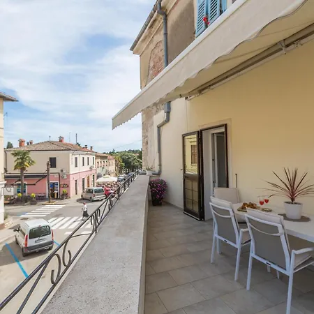 Aria Two Bedroom With Terrace In The Center Apartment *